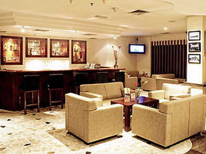 Arcadia Surabaya Hotel Exteriör bild